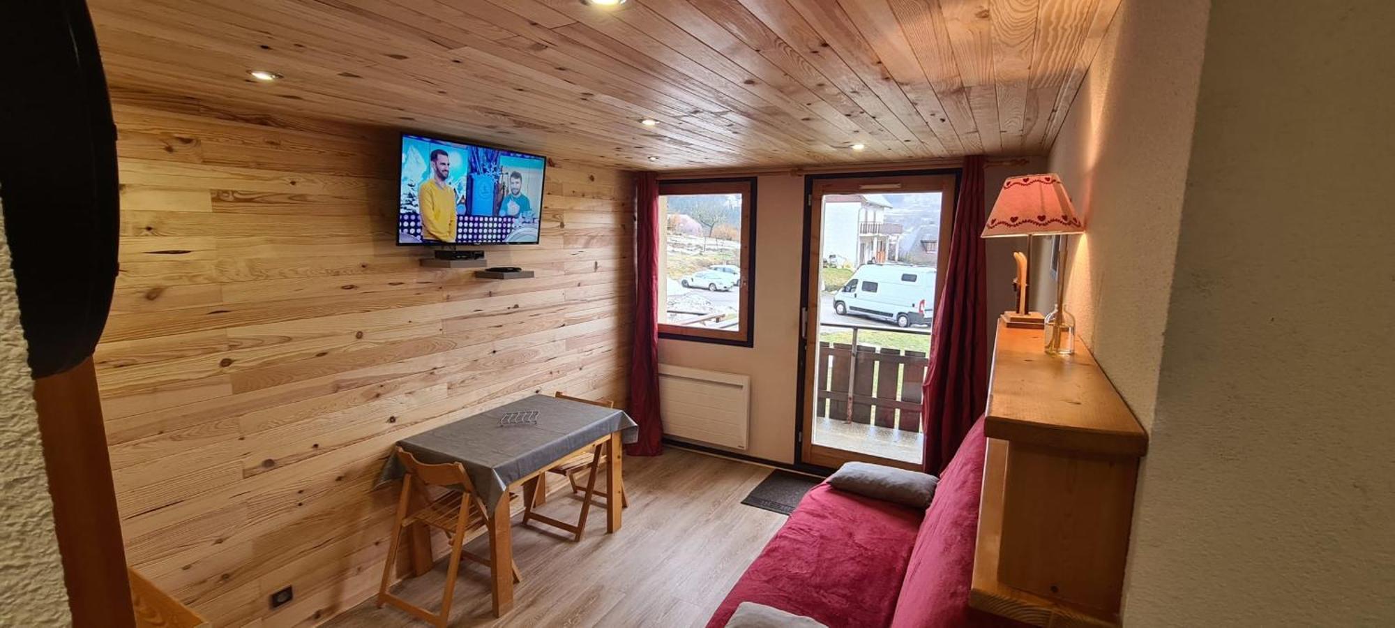 Le Bois Joli En Chartreuse Apartment แซ็ง-ปิแอร์-เดอ-ชาร์ตรูส ภายนอก รูปภาพ