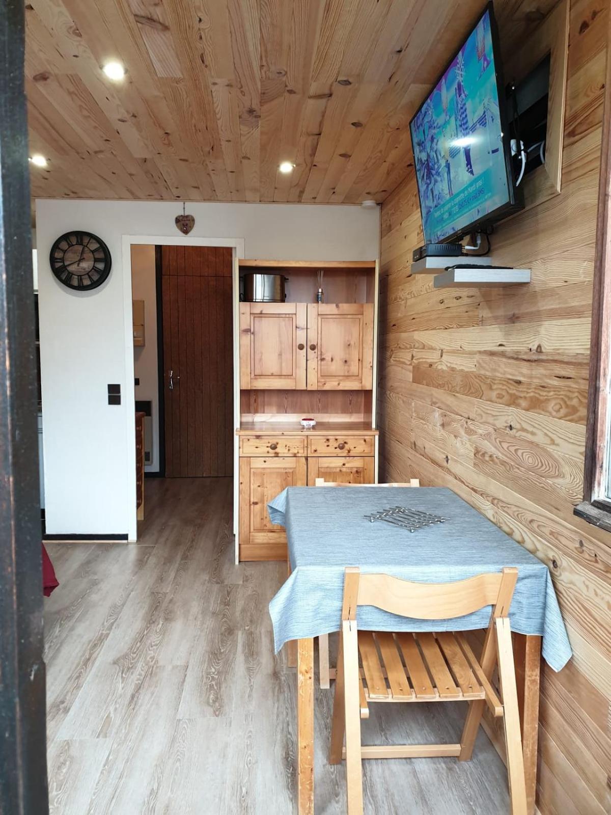 Le Bois Joli En Chartreuse Apartment แซ็ง-ปิแอร์-เดอ-ชาร์ตรูส ภายนอก รูปภาพ